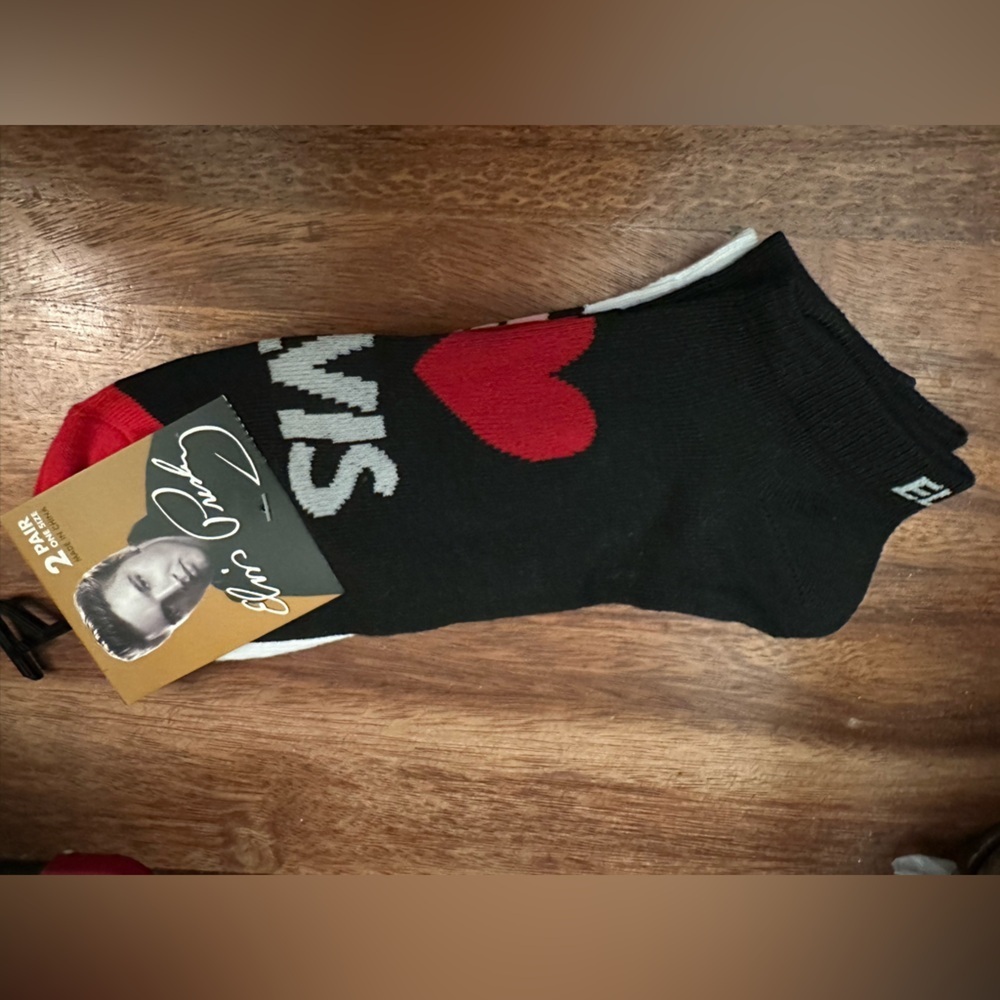 Elvis Themed Black and Red Heart Men's Socks - 2 Pair- NEW Size 7-12
